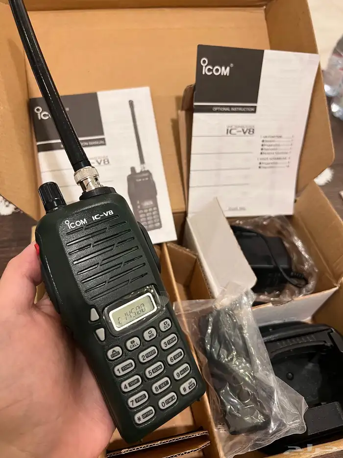 جهاز ايكوم V8 جديد ياباني بجميع محتوياته 4