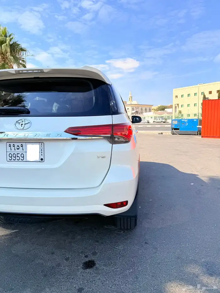 فورشنر 2021 ( سته سلندر ) VX1 مالك اول عبداللطيف جميل 8