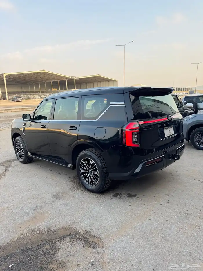 نيسان باترول بلاتينيوم 2026 وارد بترومين - عداد 700 كيلو فقط 4