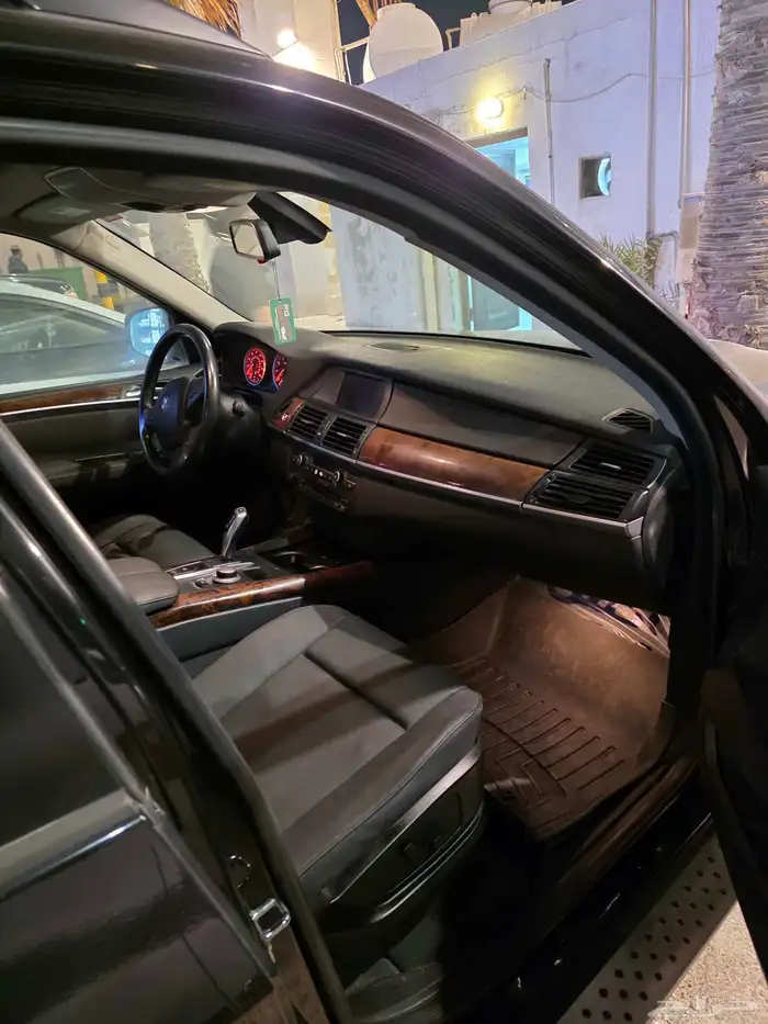 BMW X5 2009 نضيف للبيع المستعجل 4
