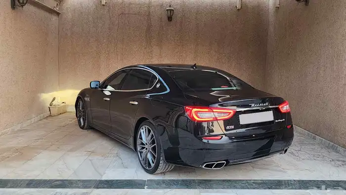 مازيراتي كواتروبورتي GTS V8 كاربون مخزنة Maserati 2
