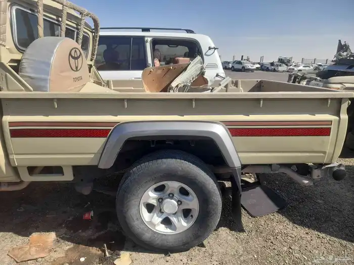 تويوتا لاندكروزر 2011 1