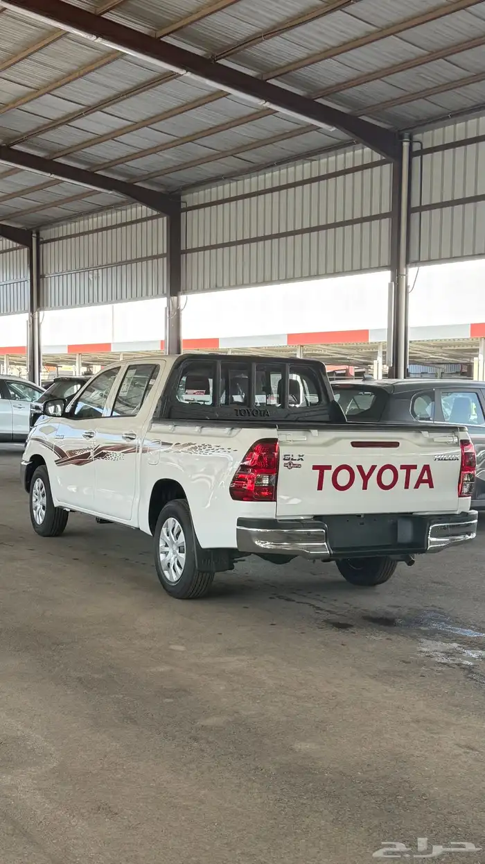 تويوتا هايلوكس غمارتين بنزين اتوماتيك 2026 كاش وتقسيط 4