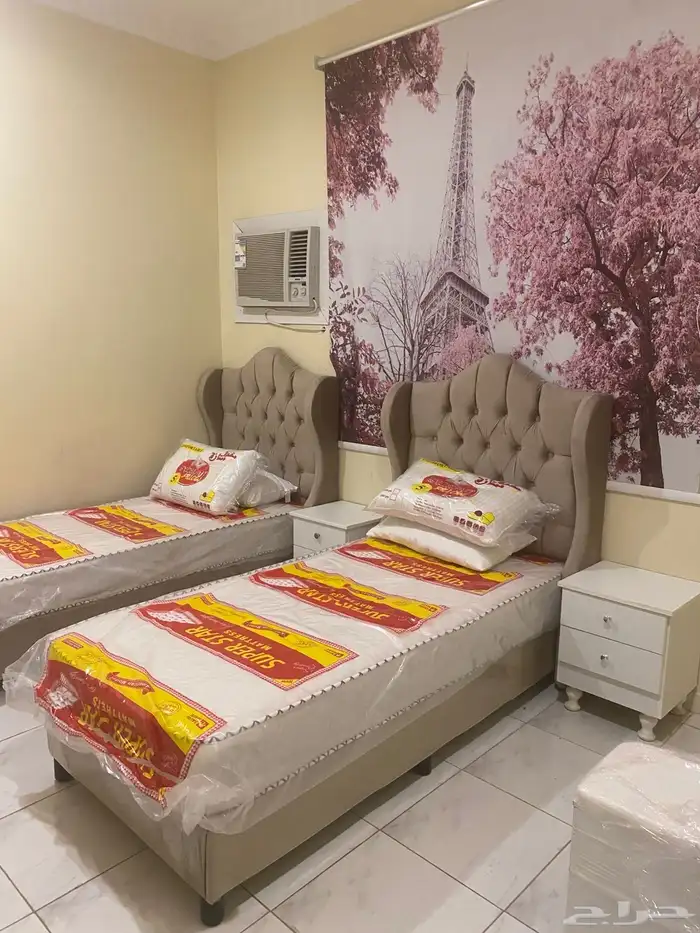 للاجار شقه مفروشه في فيلا سكنيه شرق الرياض حي الجنادريه 1