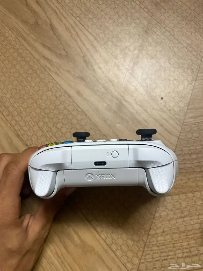 اكس بوكس للبيع بحالة الوكاله 7