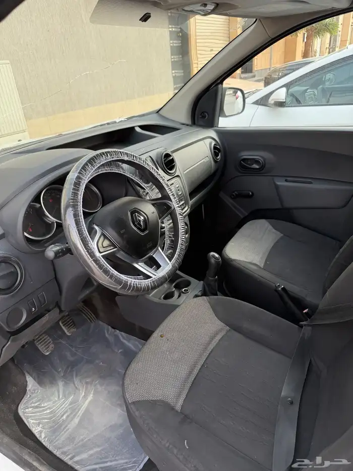 للإيجار فان بضاعه رينو دوكر 4