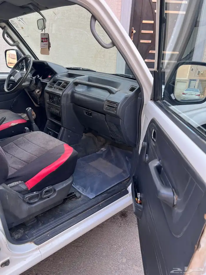 للبيع باجيرو 2001 ماشي 113 مجدد الفحص منتهي المكينه تنقص 2