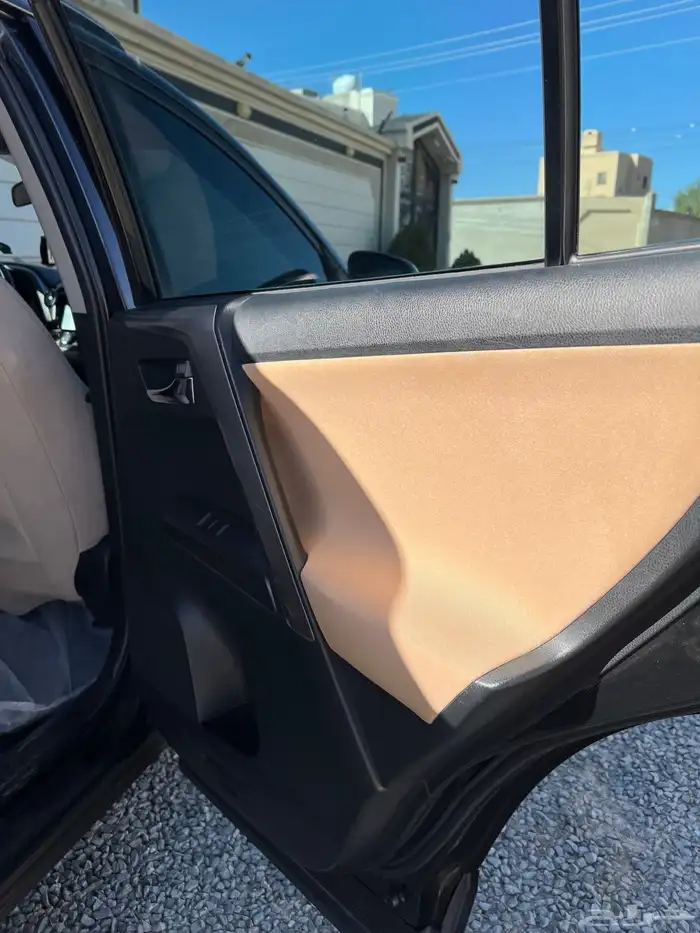 تويوتا راف فور 2017 نظيف جدا 4