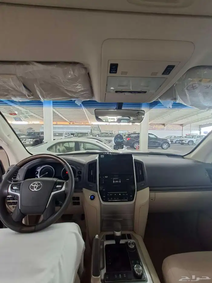 تويوتا لاندكروزر 2019 تورنق 10