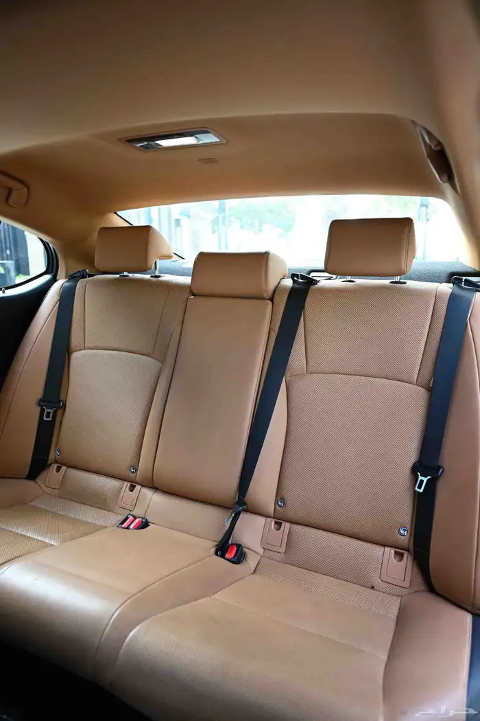 لكزس ES350 للإيجار   ساعة   يوم   شهر 4