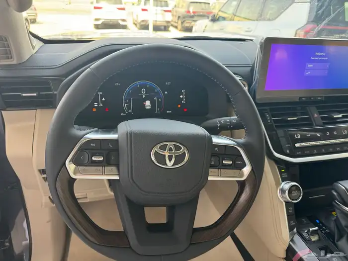 لاندكروزر (2026) L5 بنزين الساير فل كامل كاش واقساط البنك 5