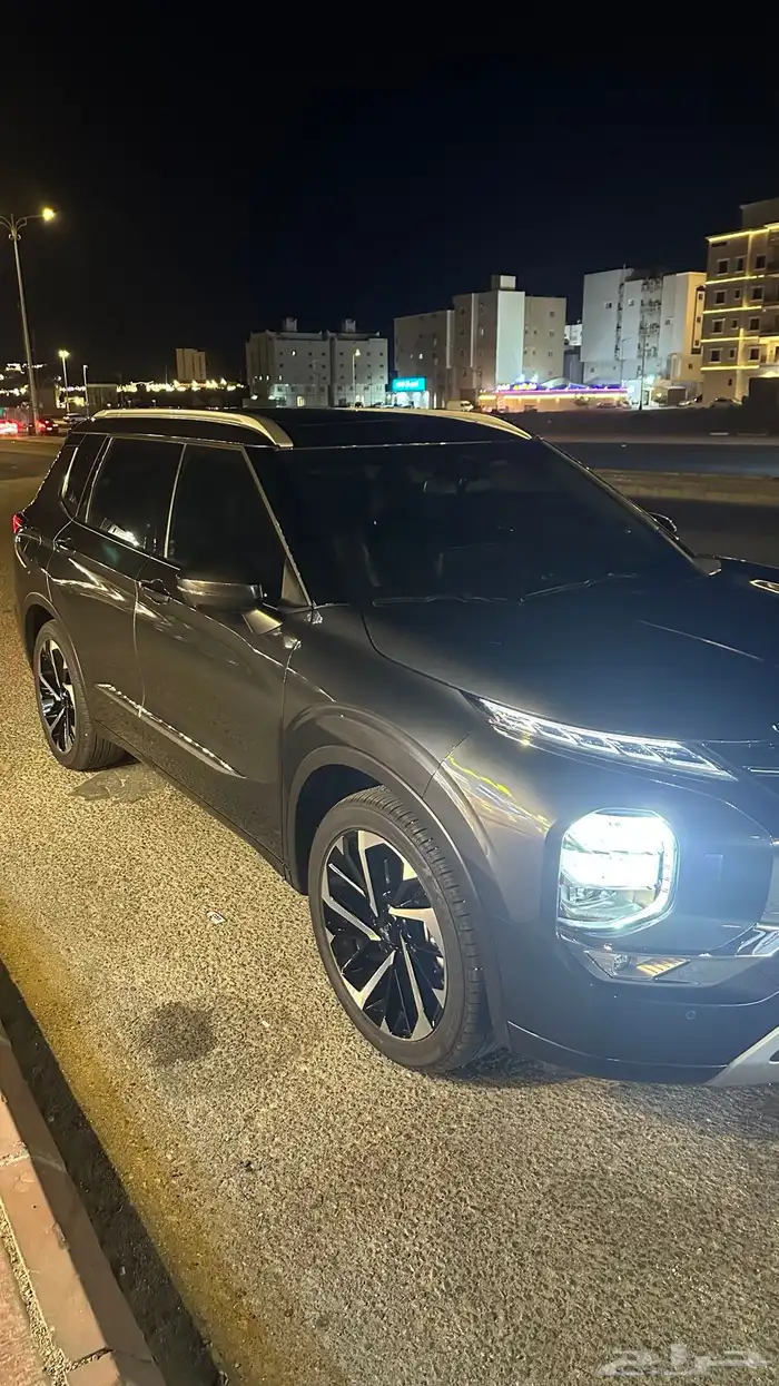 ميتسوبيشي اوتلاندر 2025 1