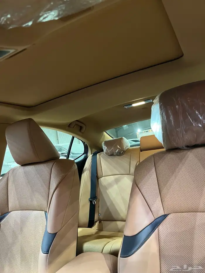 لكزس ES300H سعودي 2025 شبه جديد 34