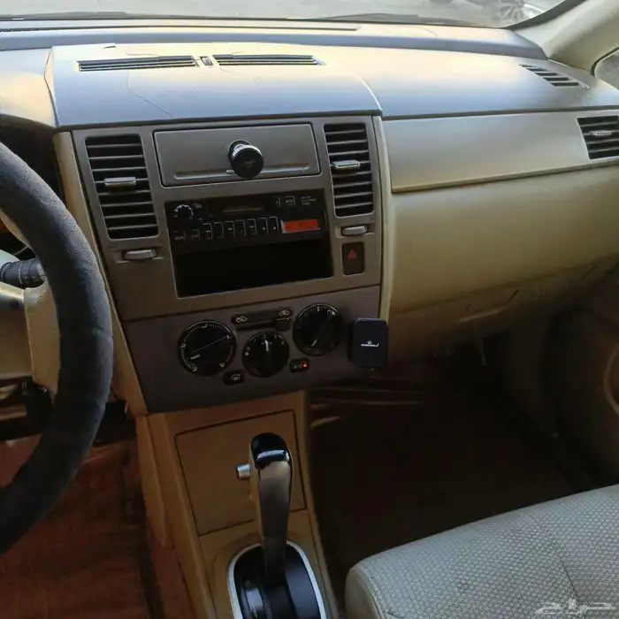 نيسان تيدا 2007 12