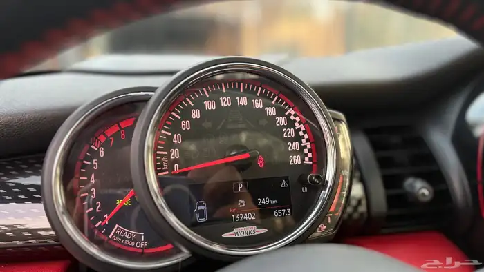 ميني كوبر 2018 JOHN COOPER WORKS اعلى فئه ( نظيف للغاية ) 36