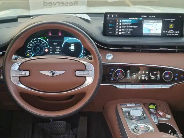 جنسس 2024 GV70 14