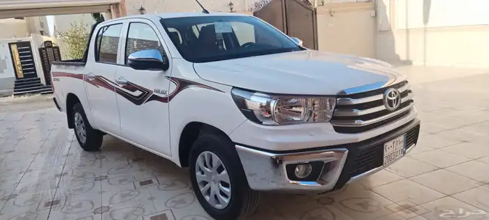 2021 هايلكس قير اتوماتيك ماشيه 19 شبه الاصفار 1