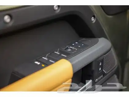 2024 Land Rover Defender 110 P400 X 9