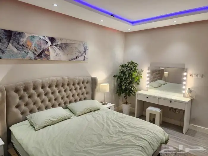 أثاث غرفة نوم للبيع شبه جديد تفصيل درجة اولى 3