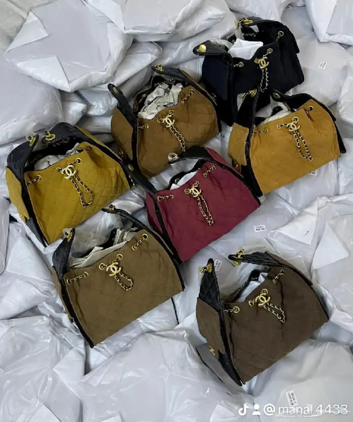 متوفر شنط وشوازات جمله وقطاعي بسعر خيالي مطلوب متسوقات عر بن 1