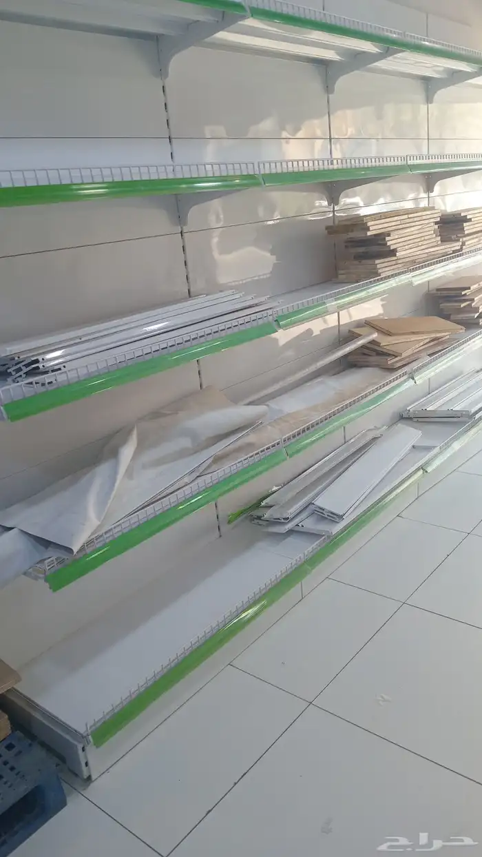 اغراض محل خضار و بقاله للبيع 19