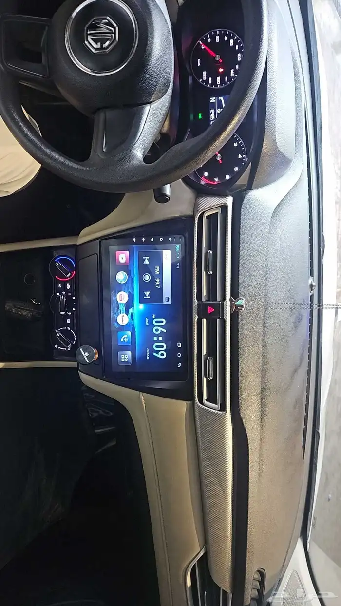 للبيع نظيف جدا MG5 2023 8