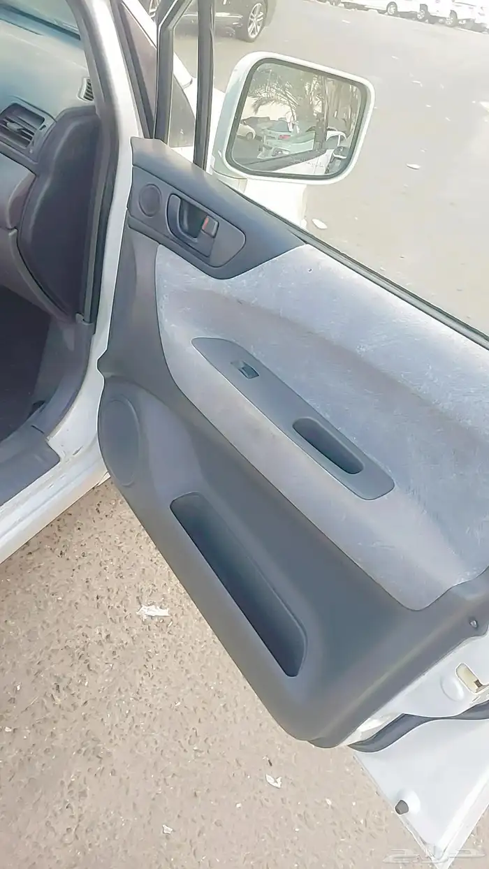 متسوبيشي سبيس واجن 2003 10