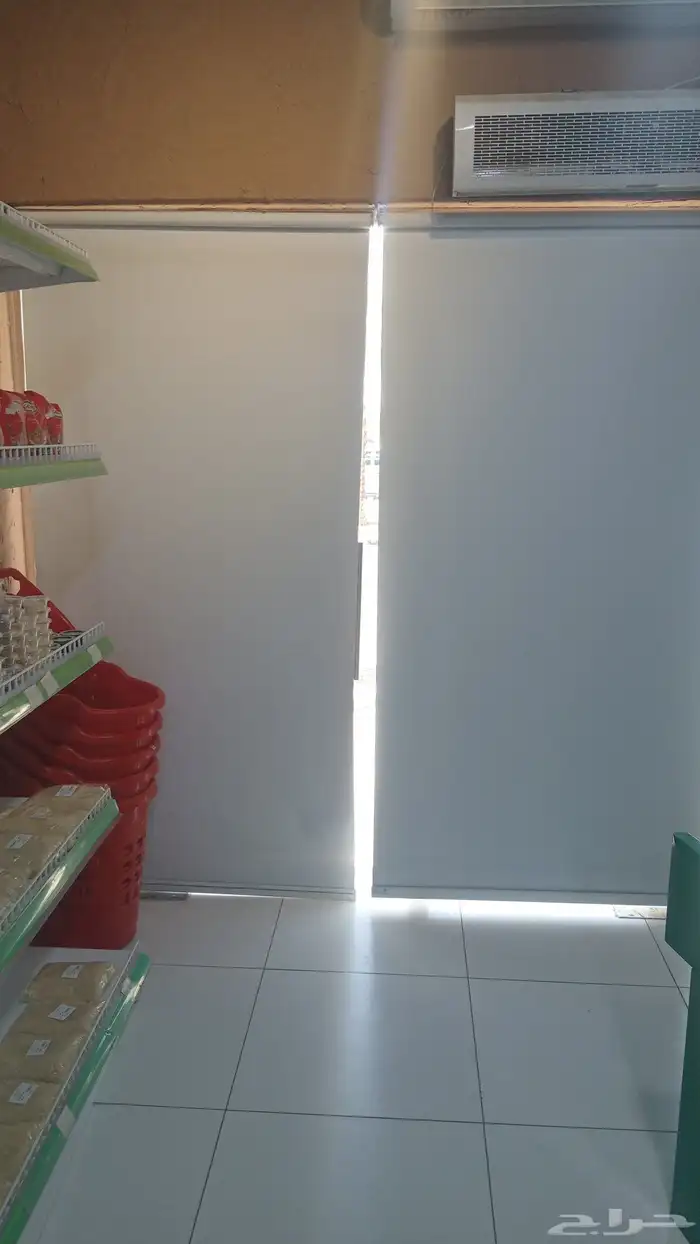 اغراض محل خضار و بقاله للبيع 12