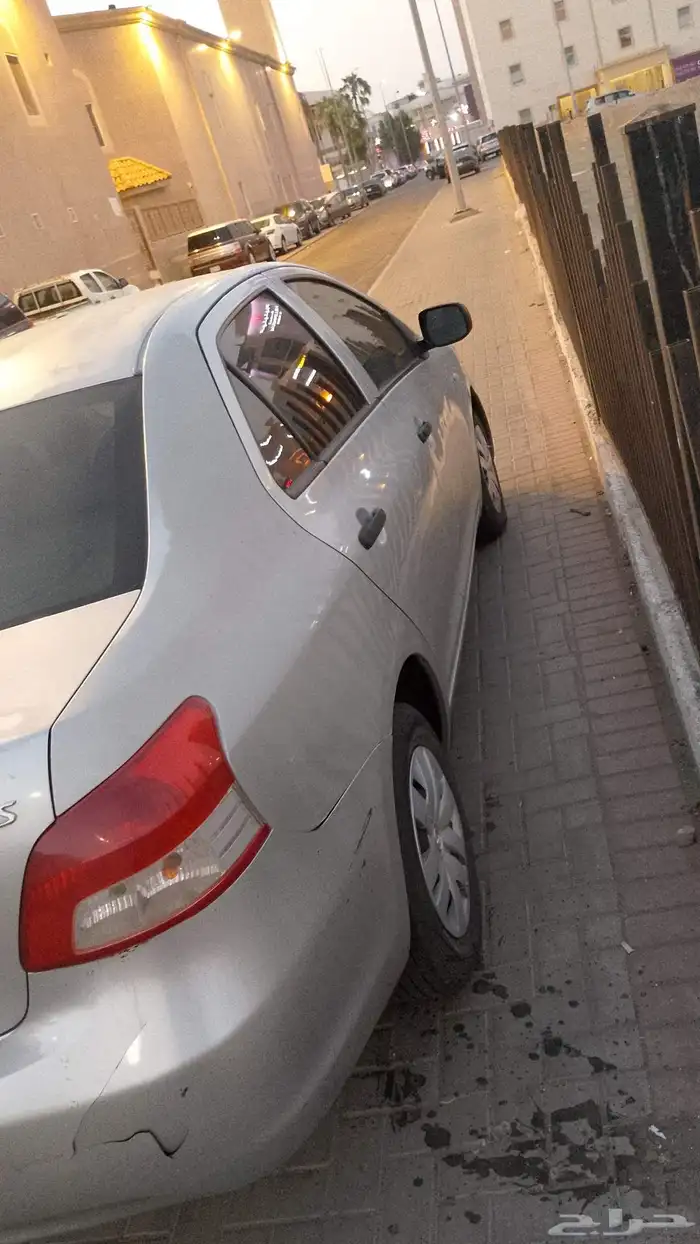 السلام عليكم ورحمه الله وبركاته يارس للبيع موديل 2012 2