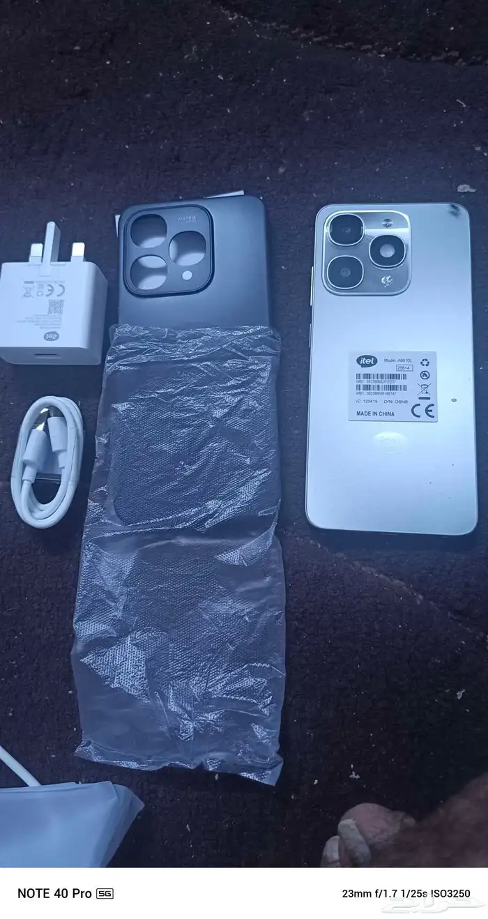 عرض خاص جوال جديد بكرتونه ما اشتغل اللون فضاء تيتانيوم 2