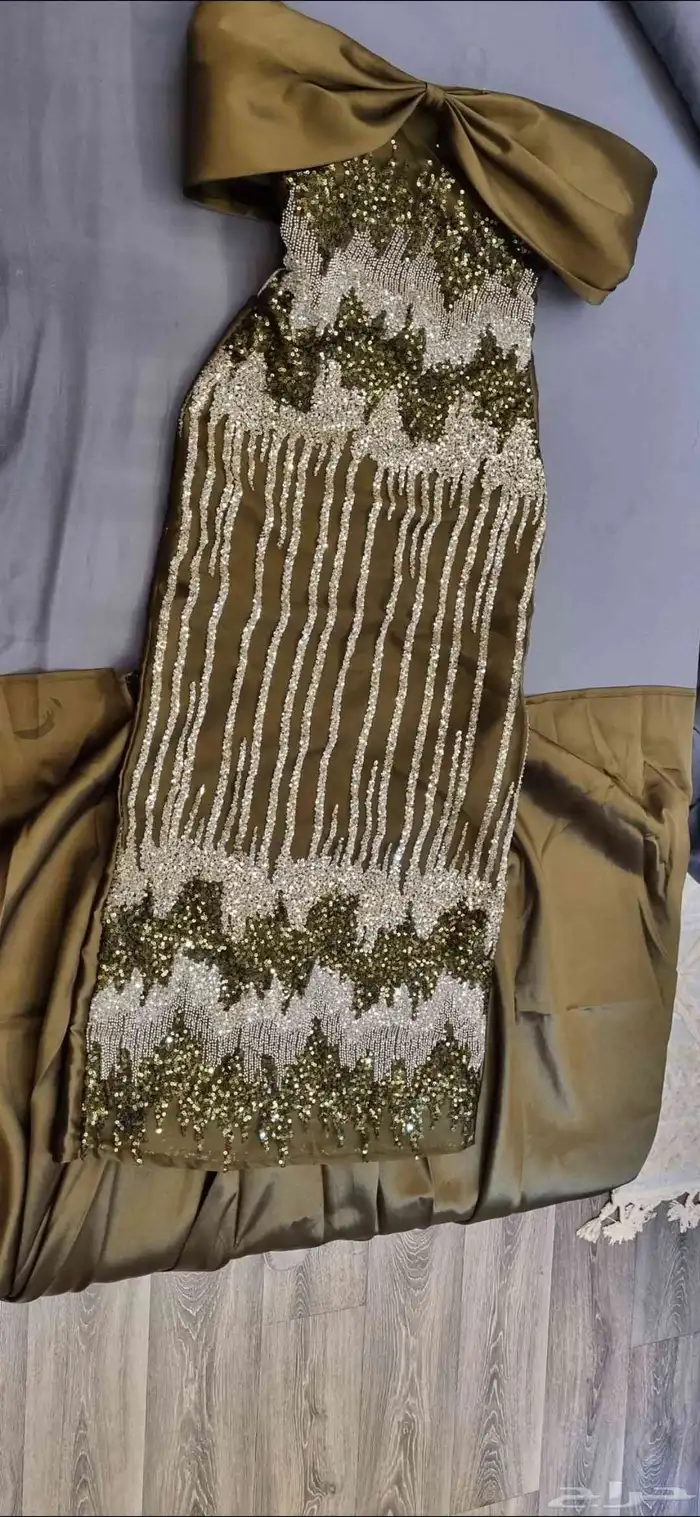 فستان سهره مع مشلح شبه جديد استخدام مره واحده فقط 1