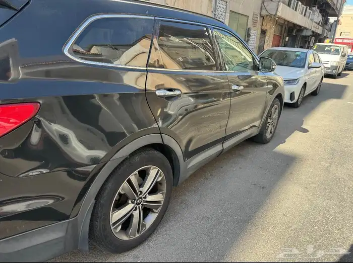 Hyundai Grand Santa fe 2014 for sale 2