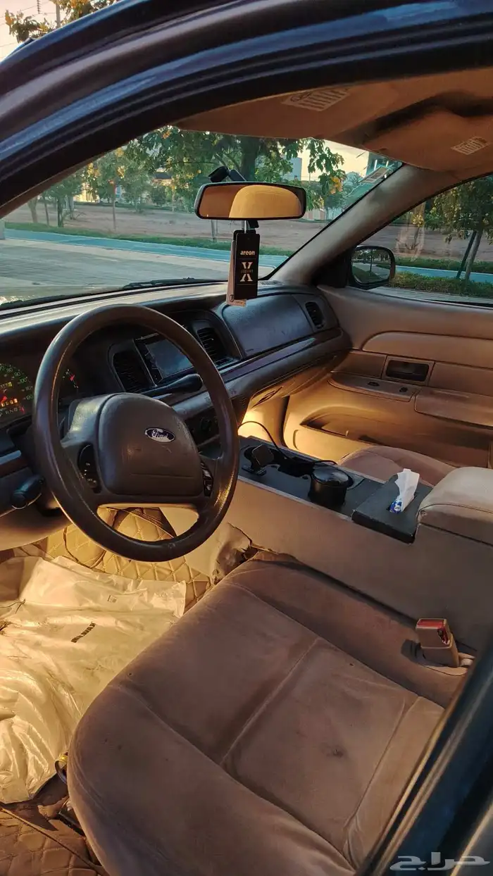 فورد فكتوريا 2003 7