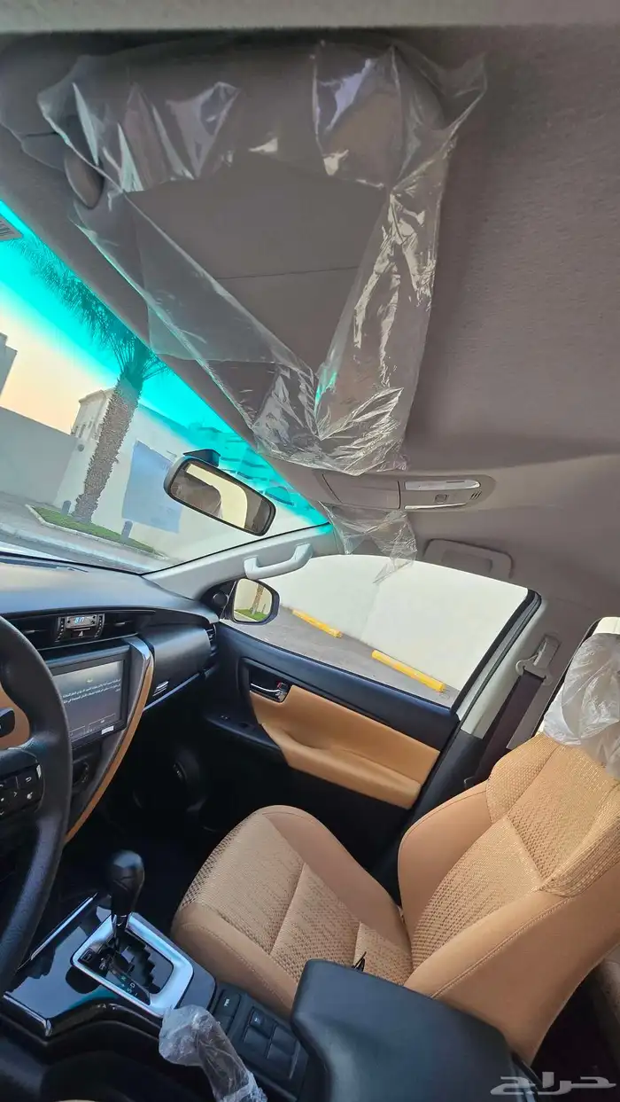 تويوتا فورتشنر اربع اسرندل دبل موديل 2023 ممشى 3000فقط 18