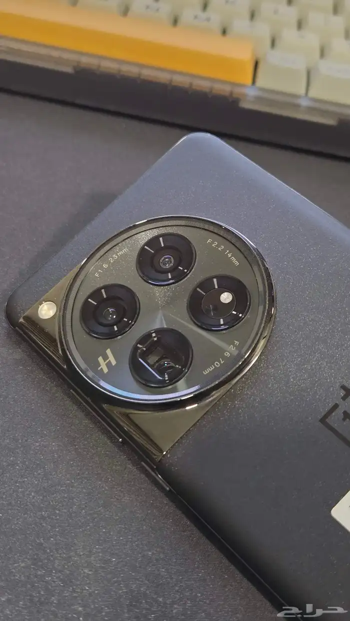 جوال ونبلس 12 لون اسود مساحة 512 قيقا Oneplus 2