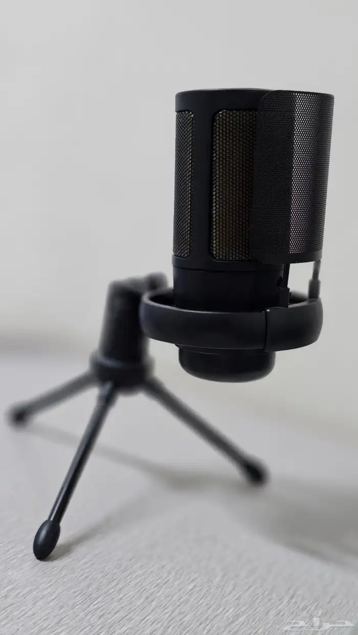 مايك قيمنق يشتغل على جميع الاجهزه و واضح الصوت جديد بكرتونه 3