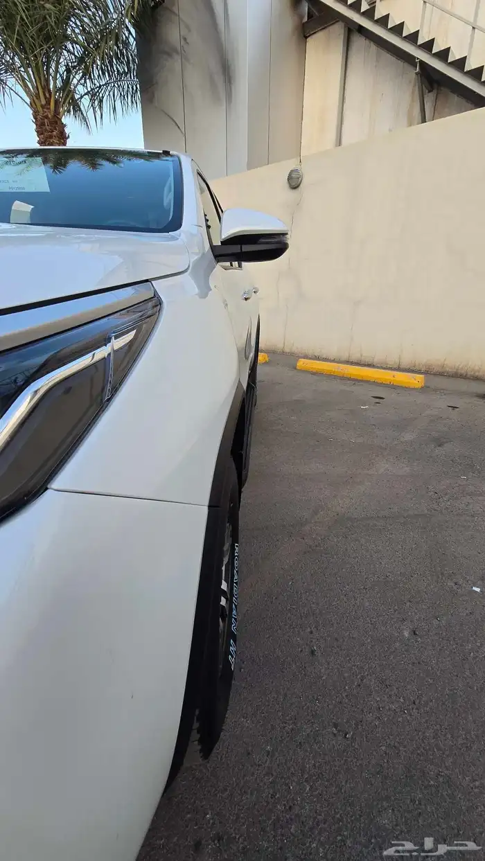 تويوتا فورتشنر اربع اسرندل دبل موديل 2023 ممشى 3000فقط 7