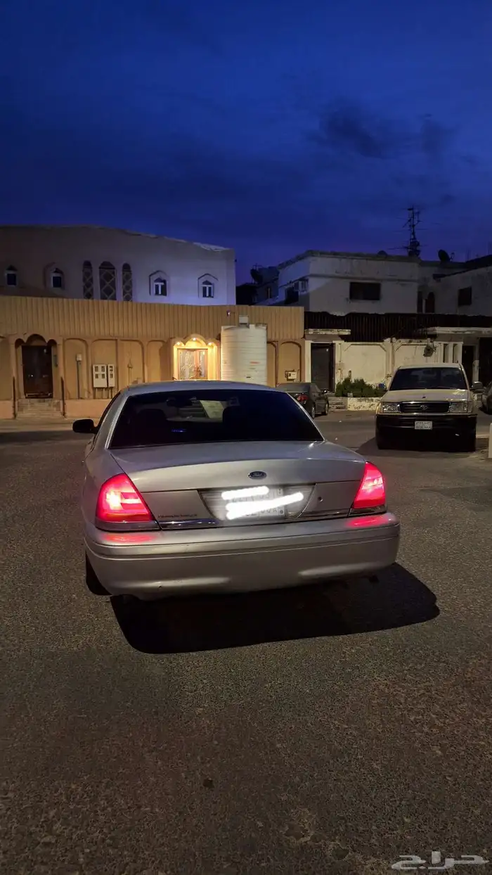 فورد فيكتوريا 2003 2