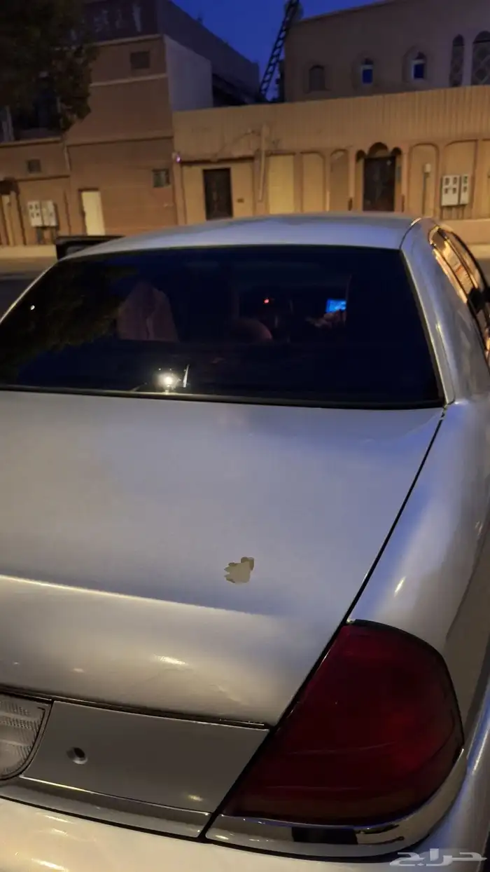 فورد فيكتوريا 2003 9