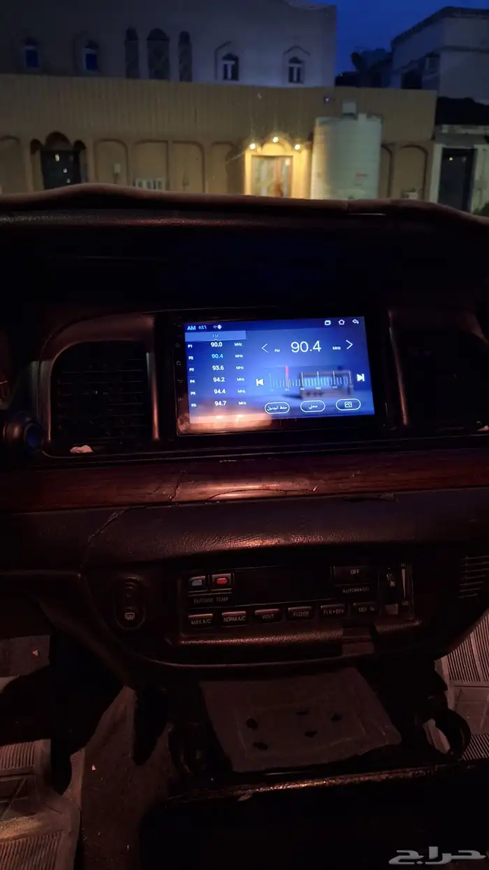 فورد فيكتوريا 2003 15