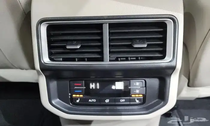 Atlas 2.0 TSI R-LINE 2025 18