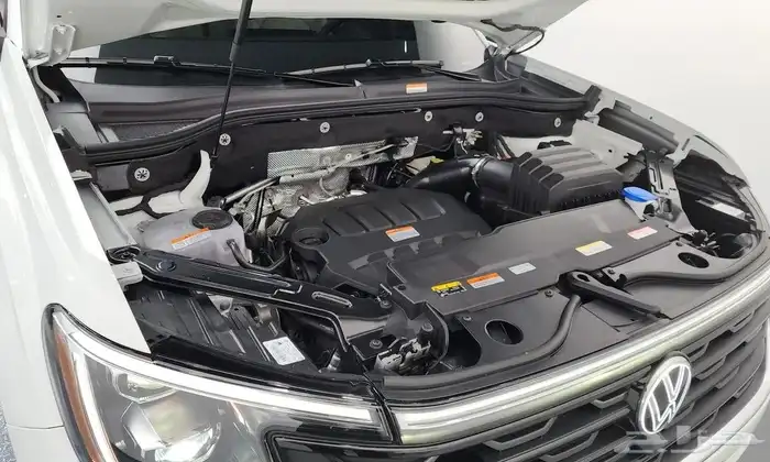 Atlas 2.0 TSI R-LINE 2025 5