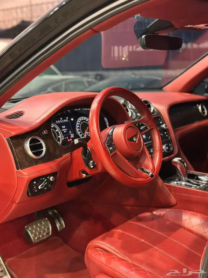 بنتلي بنتياقا موديل 2017 6