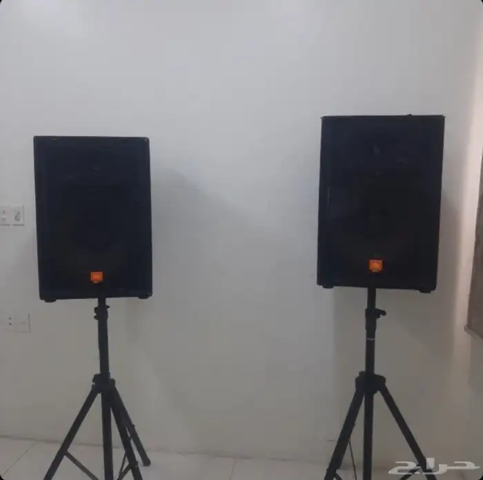 ايجار سماعات مع المايك والمكسر 1