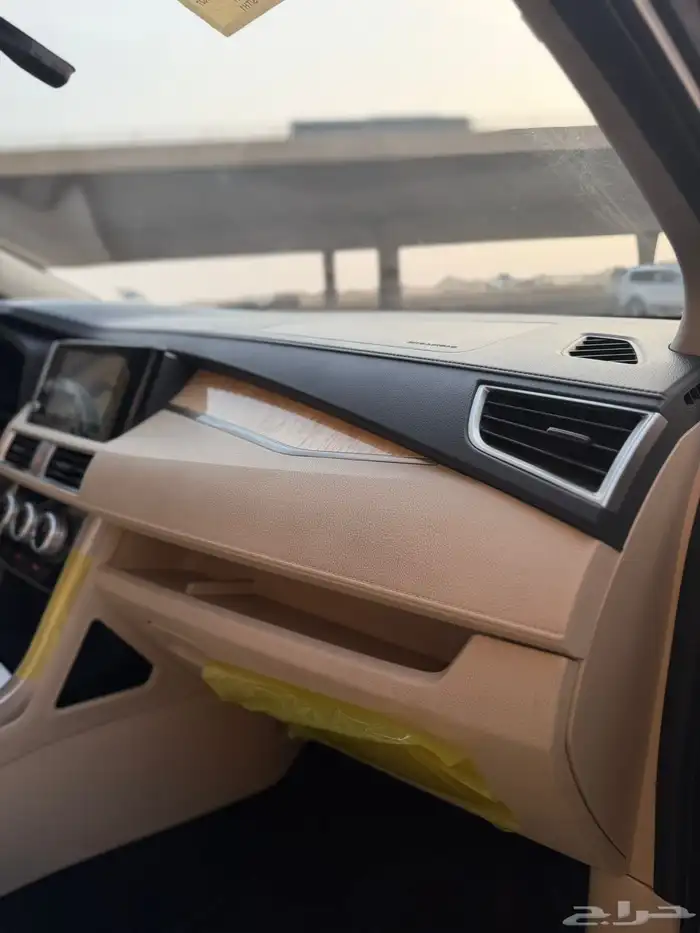 ميتسوبيشي اكسباندر 23 نص فل 18