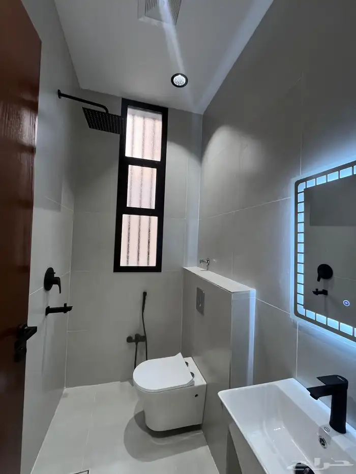 للبيع ارواف علويه خميس مشيط طريق المدينه سعر الروف 685 الف 5