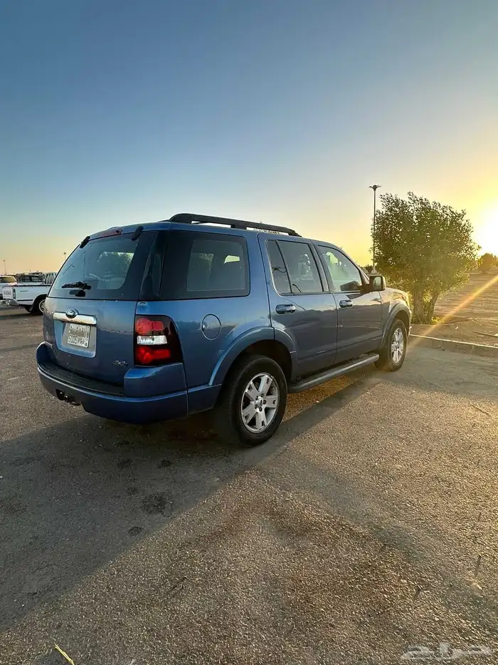 جيب اكسبلور دبل يملك لوحه مميزه 3