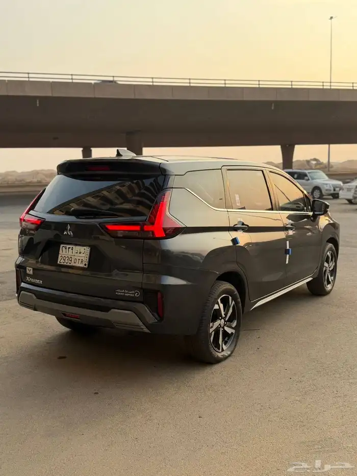 ميتسوبيشي اكسباندر 23 نص فل 6