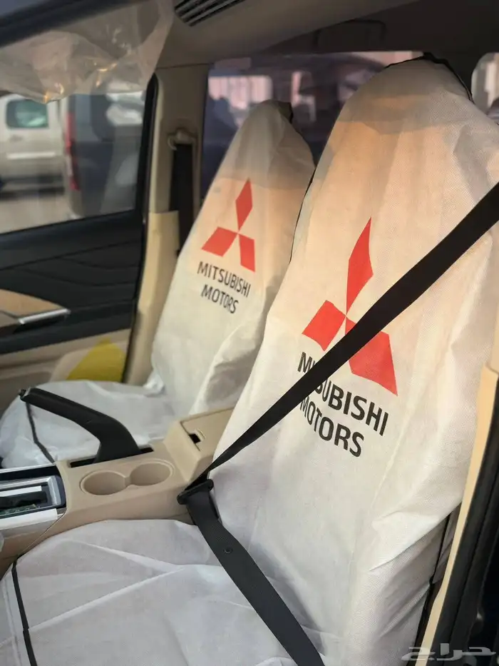 ميتسوبيشي اكسباندر 23 نص فل 8