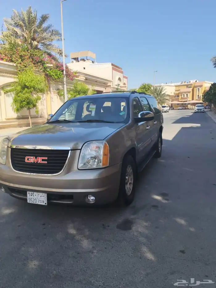 للبيع يوكن شاص طويل اللون موكه 4